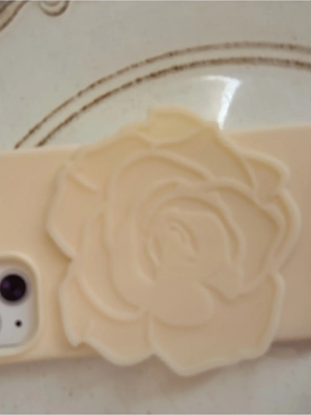 Kensie Cream Floral iPhone 15 Case with Raised Rose Design